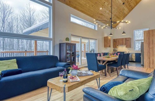 Amherst House | Haven of Peace Tremblant Spa 12p.