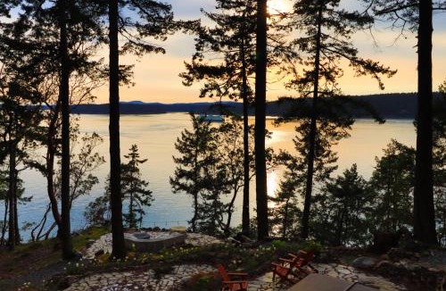 Lopez Island House | Haven on Hilltop