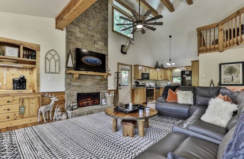 Ellijay Cabin | Haven on The Cartecay | Ellijay, GA