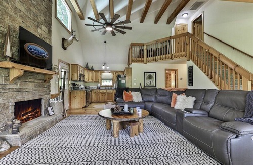 Ellijay Cabin | Haven on The Cartecay | Ellijay, GA