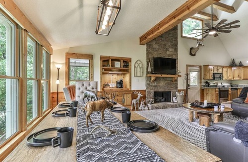 Ellijay Cabin | Haven on The Cartecay | Ellijay, GA