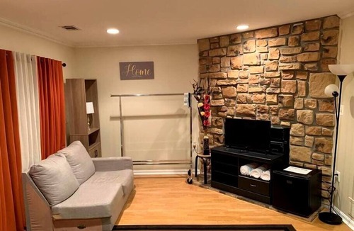 Hybla Valley House | Haven Place, Alexandria