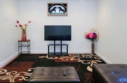 Hybla Valley House | Haven Place, Alexandria