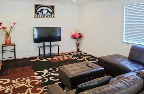 Hybla Valley House | Haven Place, Alexandria