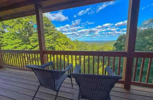 Hickory Hills House | Haven View Retreat