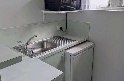 North Haven Hotel | Haven Waters Motel & Apartments