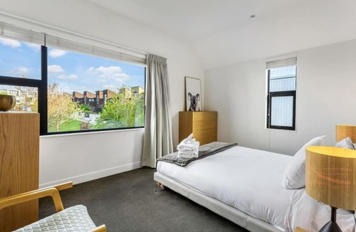 Hobsonville House | Havenview Residence with courtyard