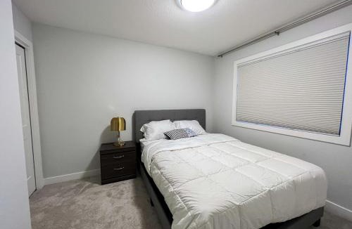 Regina Apartment | Havilah's Place Regina
