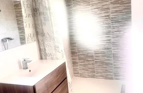 Montaren-et-Saint-Mediers Apartment | Havre de paix