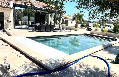 Montaren-et-Saint-Mediers Apartment | Havre de paix