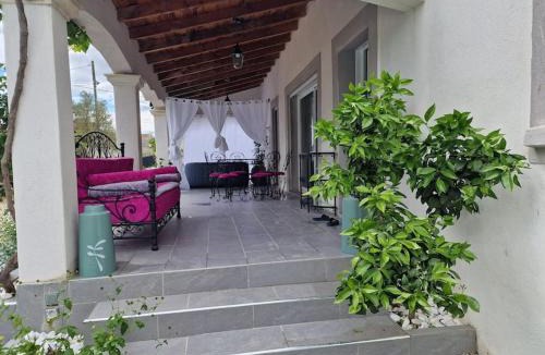 Ribaute-les-Tavernes Villa | havre de bien-être avec piscine et jacuzzi