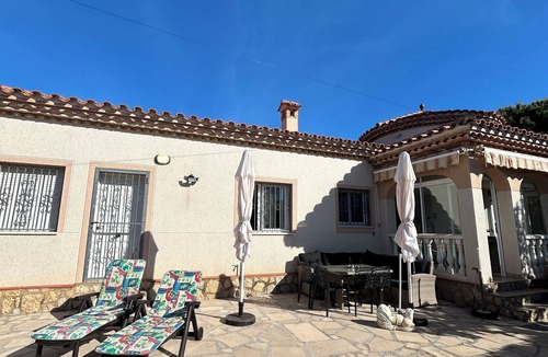 Les Tres Cales House | Havre de Paix à Lametlla de Mar : Maison Avec Piscine et Accès aux Criques
