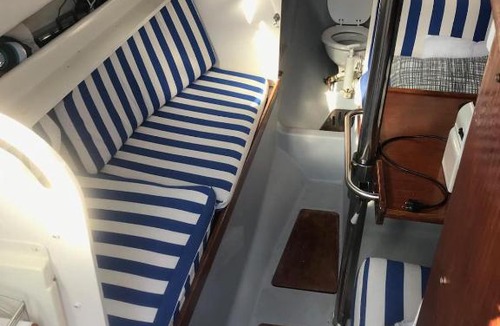 Saint-Charles du Port Boat Rental | Havre de Paix