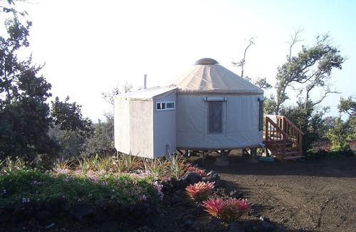 Ocean View Apartment | Hawaii by Yurt Luxury for Less