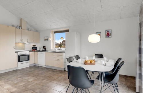Haurvig House | "Hawarth" - 300m to the fjord by Interhome