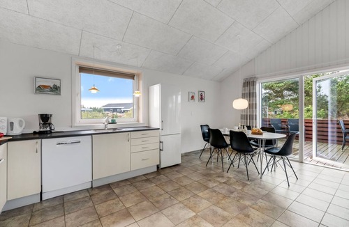 Haurvig House | "Hawarth" - 300m to the fjord by Interhome