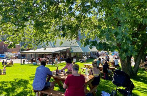 Lake Hawea Hotel | Hawea Hotel