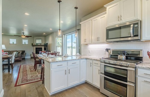 Fruita House | Hawk 5: Luxury Pet-Friendly