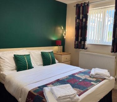 North Cadbury Bed & Breakfast | Hawk House