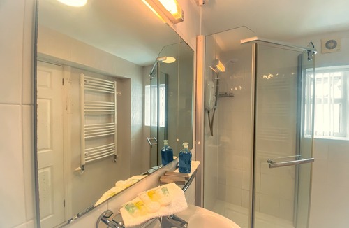 North Cadbury Bed & Breakfast | Hawk House