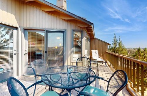 Redmond House | Hawk's Landing