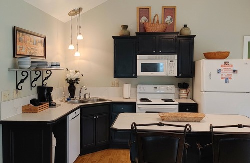 Mentone Cabin | Hawk's Nest Hideaway With Creek That Runs Through This Very Private Property