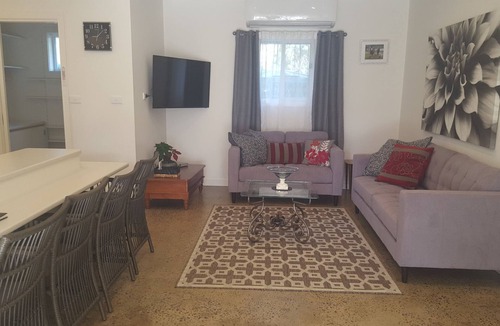 Blaxlands Ridge Cabin | Hawkesbury Haven - Rural Retreat