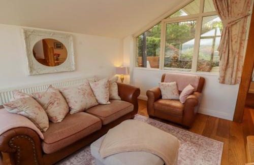 Carnforth House | Hawkrigg Cottage