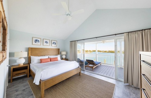 Marathon Hotel | Hawks Cay Resort