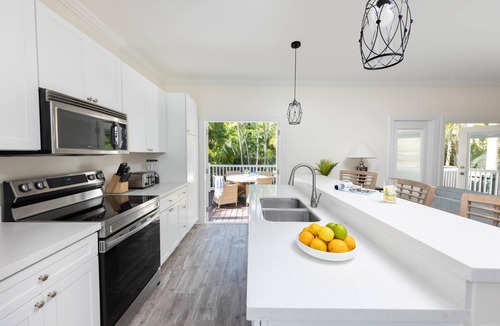 Marathon Hotel | Hawks Cay Resort