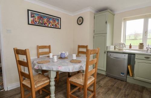 Longnor Cottage | HAWKSBRIDGE BUNGALOW, pet friendly, with open fire in Leek