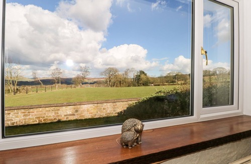 Longnor Cottage | HAWKSBRIDGE BUNGALOW, pet friendly, with open fire in Leek