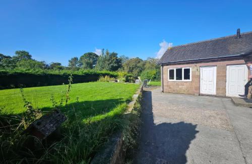 Longnor House | Hawksbridge Bungalow