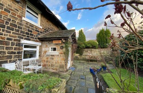 Padfield House | Hawkshead Cottage