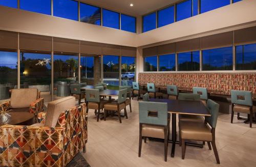 Northwest Corpus Christi Hotel | Hawthorn Extended Stay by Wyndham Corpus Christi I-37 NW