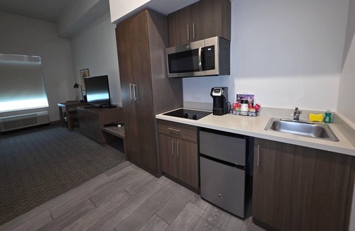 Wells Branch Hotel | Hawthorn Extended Stay Austin North