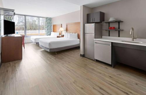 Ellsworth Hotel | Hawthorn Extended Stay by Wyndham Ellsworth Bar Harbor