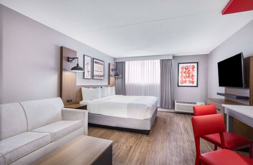 Wichita Hotel | Hawthorn Extended Stay by Wyndham Wichita Airport