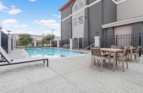 Port Arthur Hotel | Hawthorn Extended Stay by Wyndham Port Arthur
