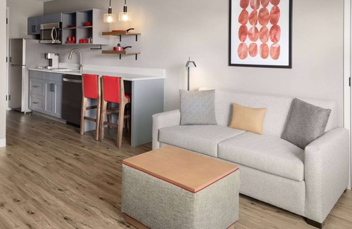 Williston North Hotel | Hawthorn Extended Stay by Wyndham Williston/Burlington