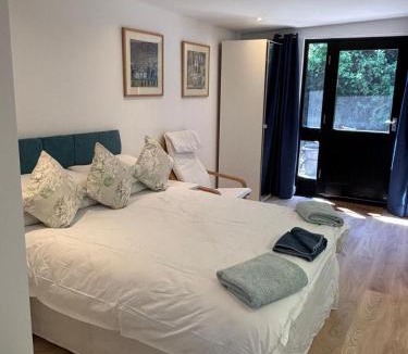 Irstead House | Hawthorne Barn