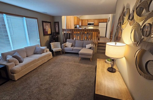 West Des Moines Bed & Breakfast | Hawthorne Hideaway