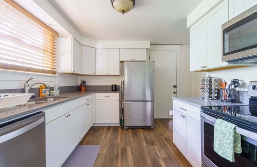 Creston - Kenilworth House | Hawthorne MultiUnit, 99 Walk Score,Remote Workers