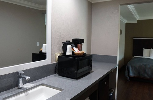 Hawthorne Hotel | Hawthorne Plaza Inn