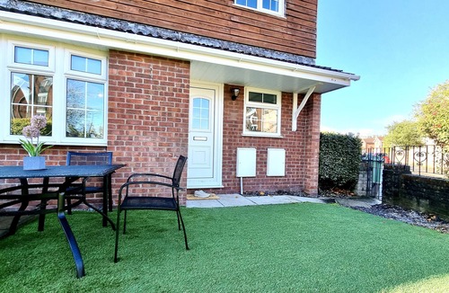 Castle Quarter House | Haxby House by Switchback Stays