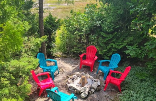 Tobermory Apartment | Hay Bay Getaway - Lake Huron Water View