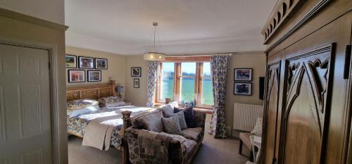 Ford House | Hay Farm House