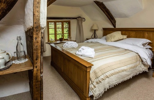 Beaworthy Bed & Breakfast | Hay Meadow Farm