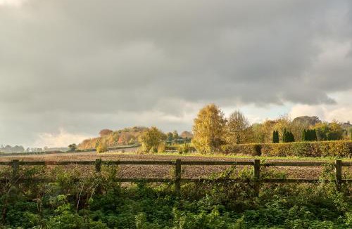 Lower Froyle House | Haybarn Cottage
