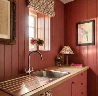 Lower Froyle House | Haybarn Cottage